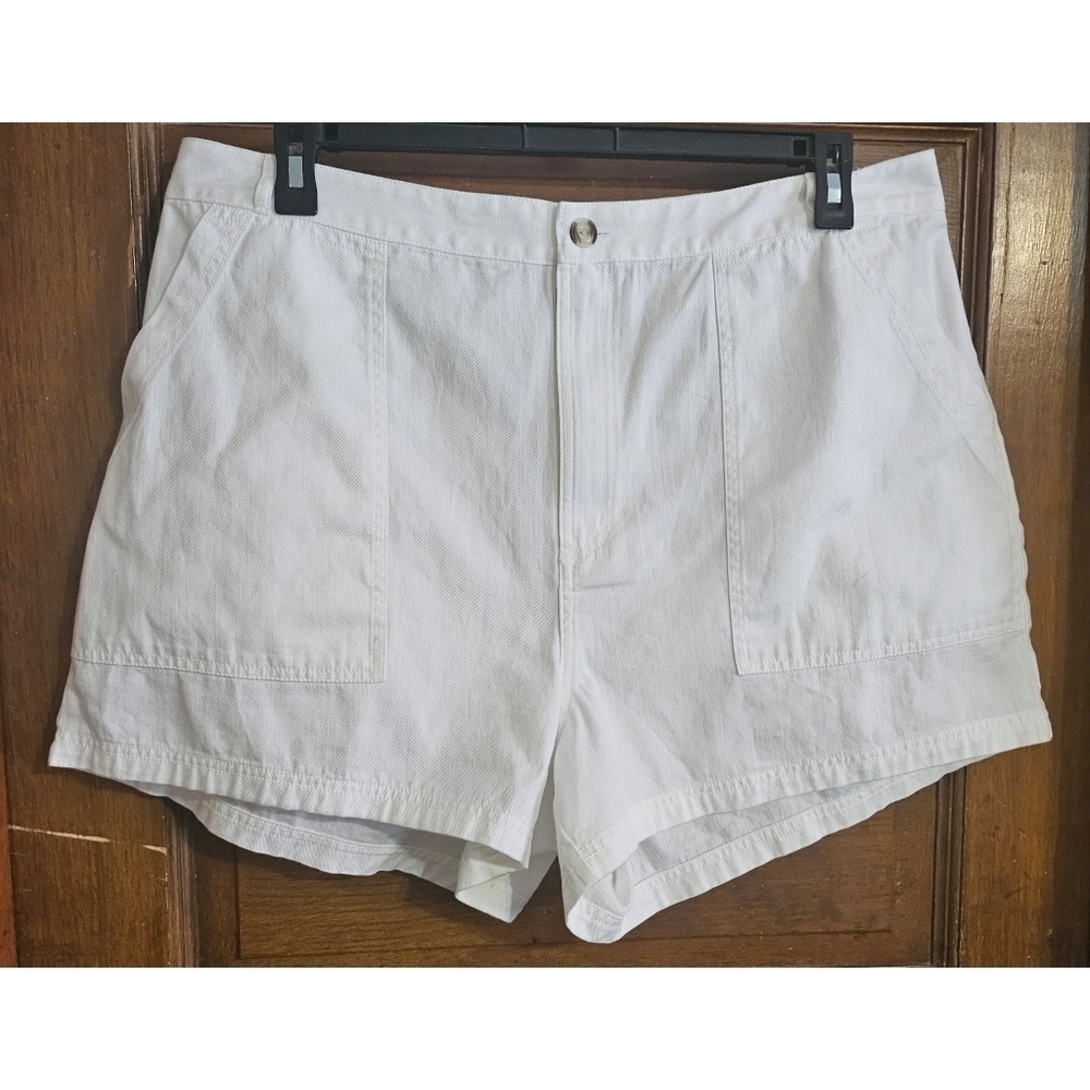 NEW Universal Thread High Rise White Utility Shorts - Picture 4 of 13